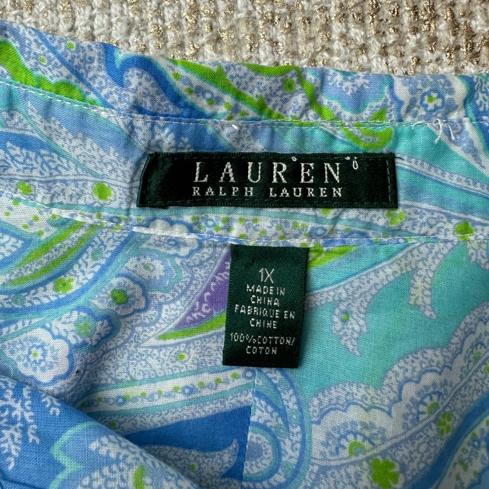 LAUREN, RALPH LAUREN Plus Lightweight Long-Sleeve Paisley Button Down | Size 1X - Picture 12 of 14